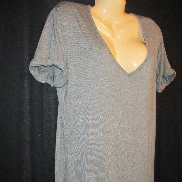 Unbranded Gray Short Sleeves Scoop Neck Pullover Casual Top -- Final Price - Picture 2 of 7